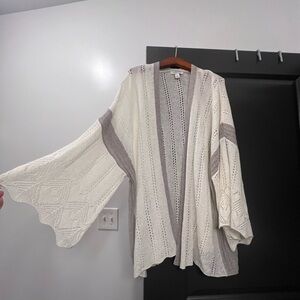Vintage America Flare Sleeve Crochet Knit Sweater Cream and Gray Cardigan Large